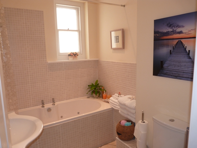Cavendish bathroom