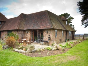 Cottage with pool at Friston Down