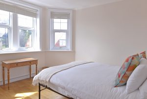 Sea Dreams - Accommodation Eastbourne - seafront apartment